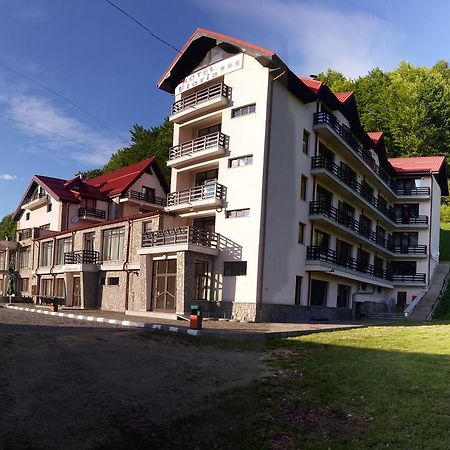 Hotel Floris Cheia  Eksteriør bilde